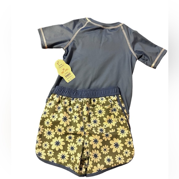 Wonder Nation Toddler 2 Piece Rash Guard And Bottoms UPF 50+ NWT Size 2T - Picture 7 of 7
